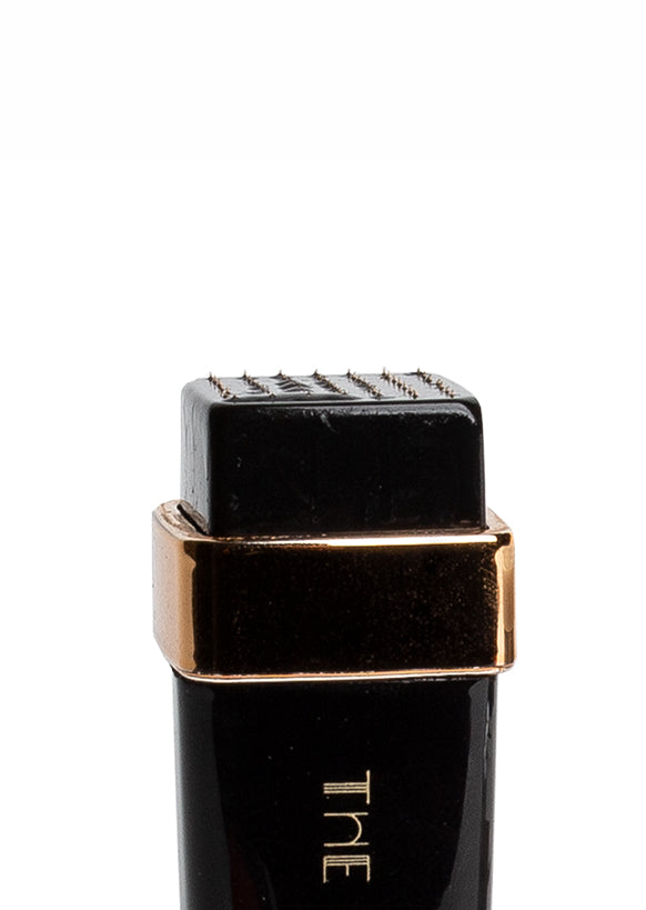 Dew & Go Microneedling Device Close Up
