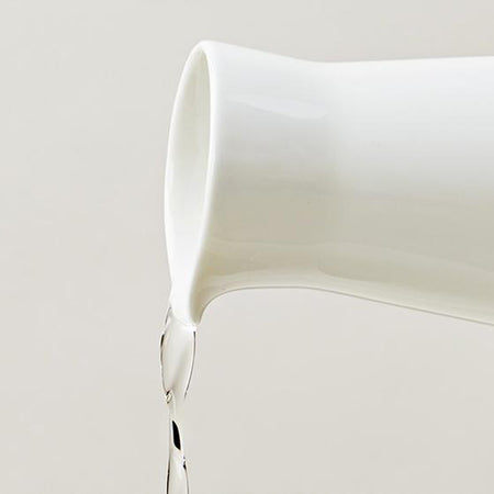 Sake Pouring