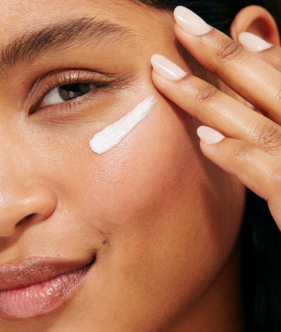 intensive eye renewal cream swatch