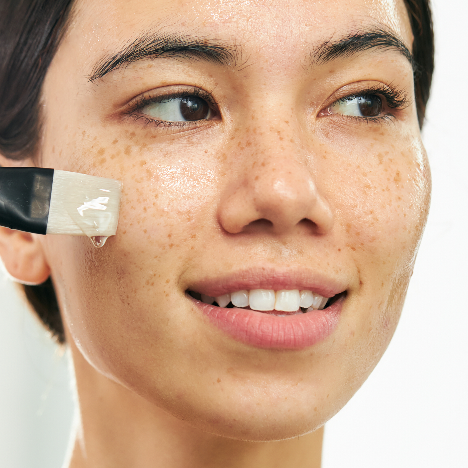 How To Layer Skincare Properly: Step By Step