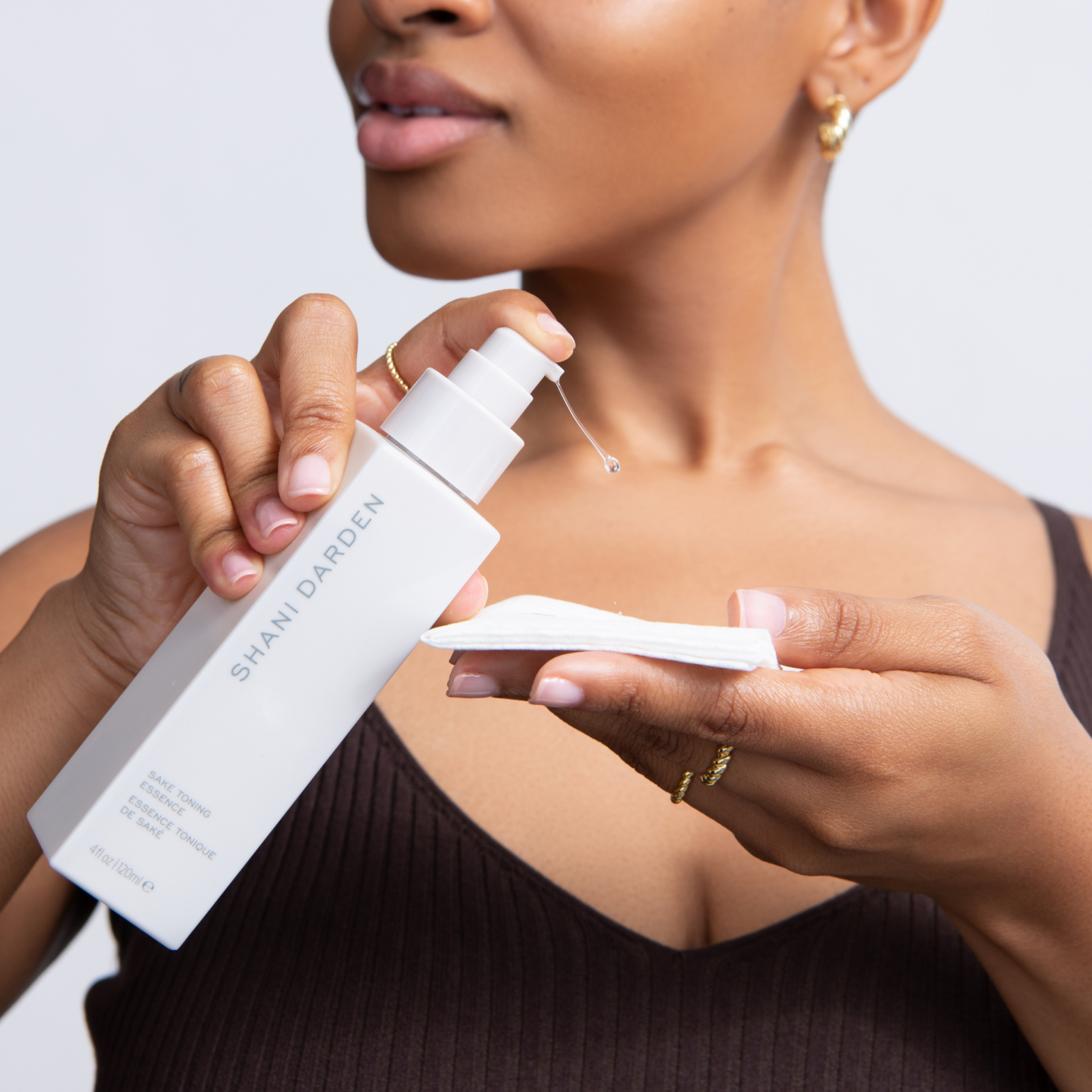 What Is Face Toner? Facial Toner Is a Must in Your Skin Routine